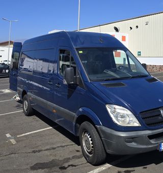 Mercedes-Benz Sprinter 2011