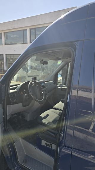 Mercedes-Benz Sprinter 2011