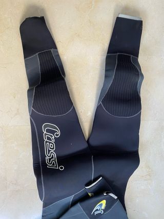 Traje neopreno Cressi 5mm. buceo