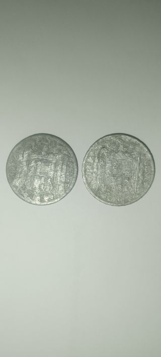 2 Monedas España 10 Céntimos 1940 y 1945