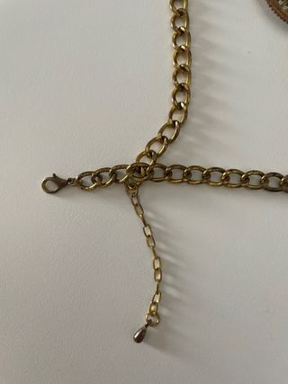 Collar y pendientes dorados | Bisutería