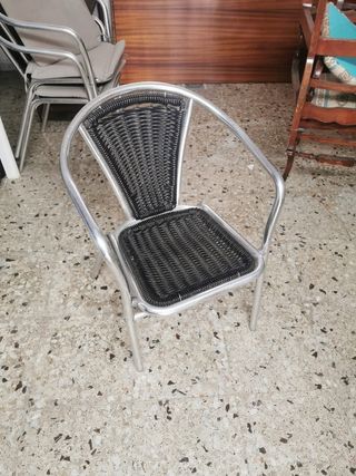 Silla exterior metal-plastico negra