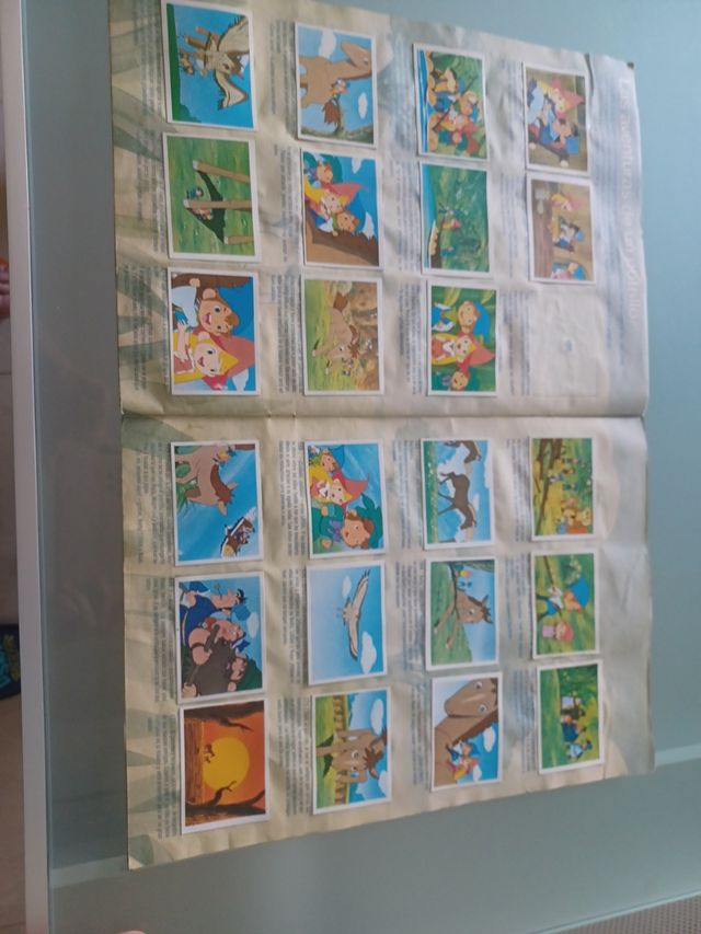 Libro cromos Belffy Lillibit. 