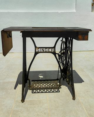 Máquina coser Singer antigua
