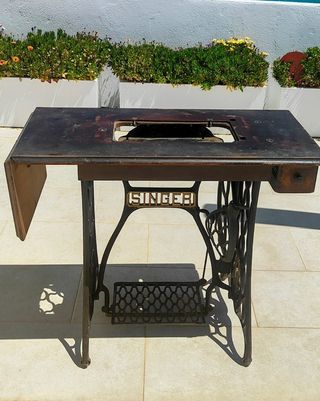 Máquina coser Singer antigua