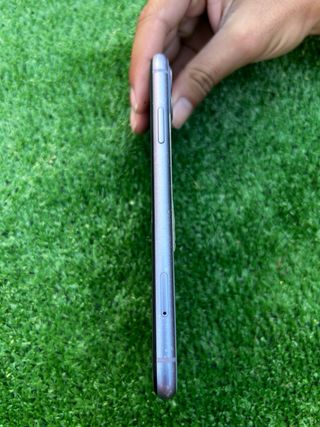 iPhone 11 morado
