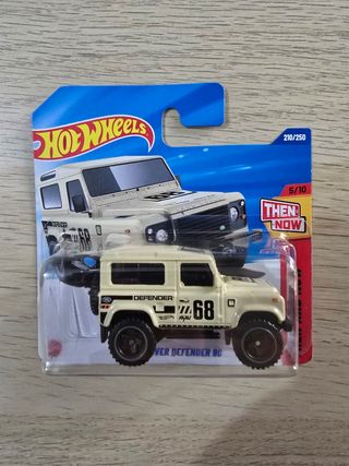 Hotwheels Land Rover Defender 90 - 21A