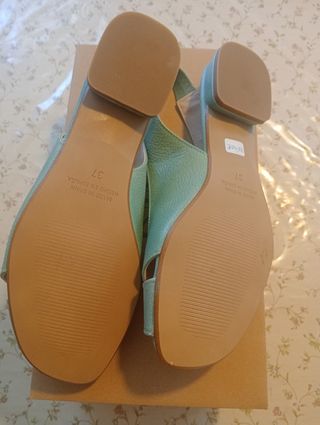 Zapatos destalonados piel