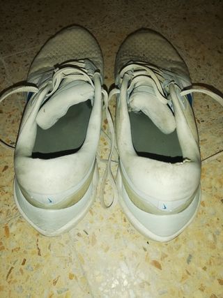 Zapatillas Puma Neutron verde oliva 44,5 + Nike 45