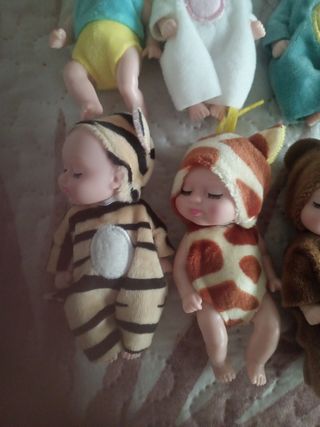 Oferta 7 mini muñecos reborn