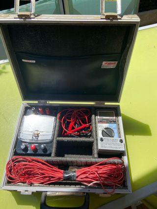 Medidor tierras + accesorios