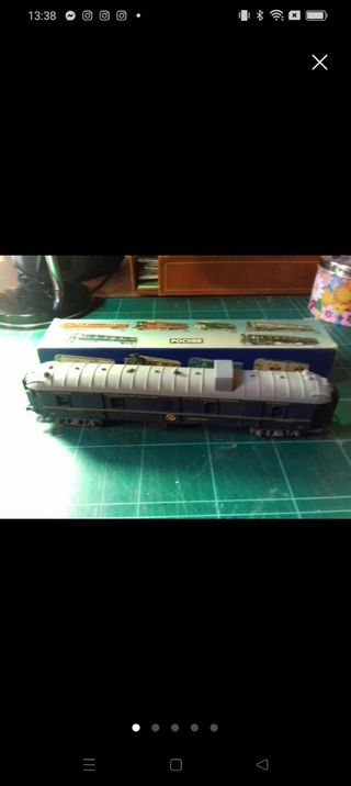 Vagón tren eléctrico antiguo