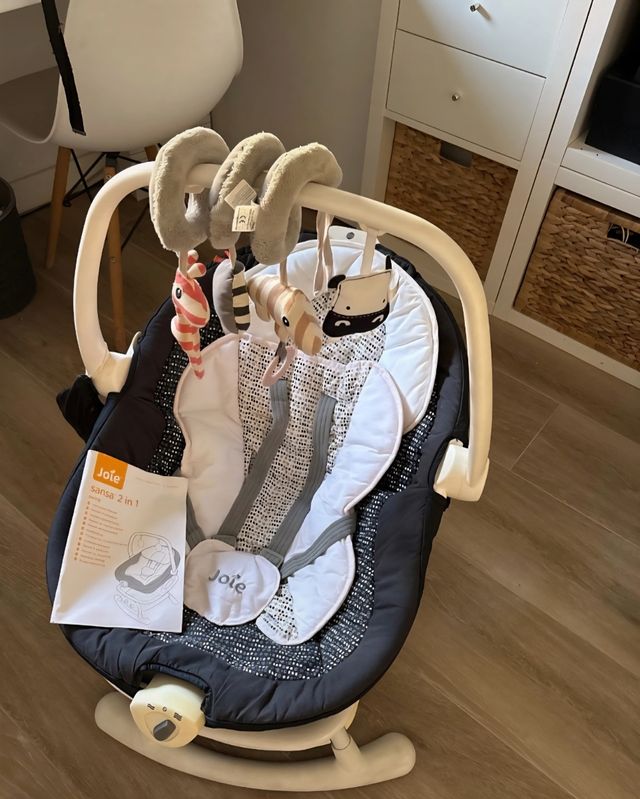 Joie Sansa 2 en 1: Tumbona mecedora