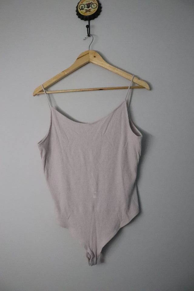 Body H&M violeta - Talla L