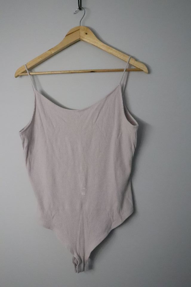 Body H&M violeta - Talla L