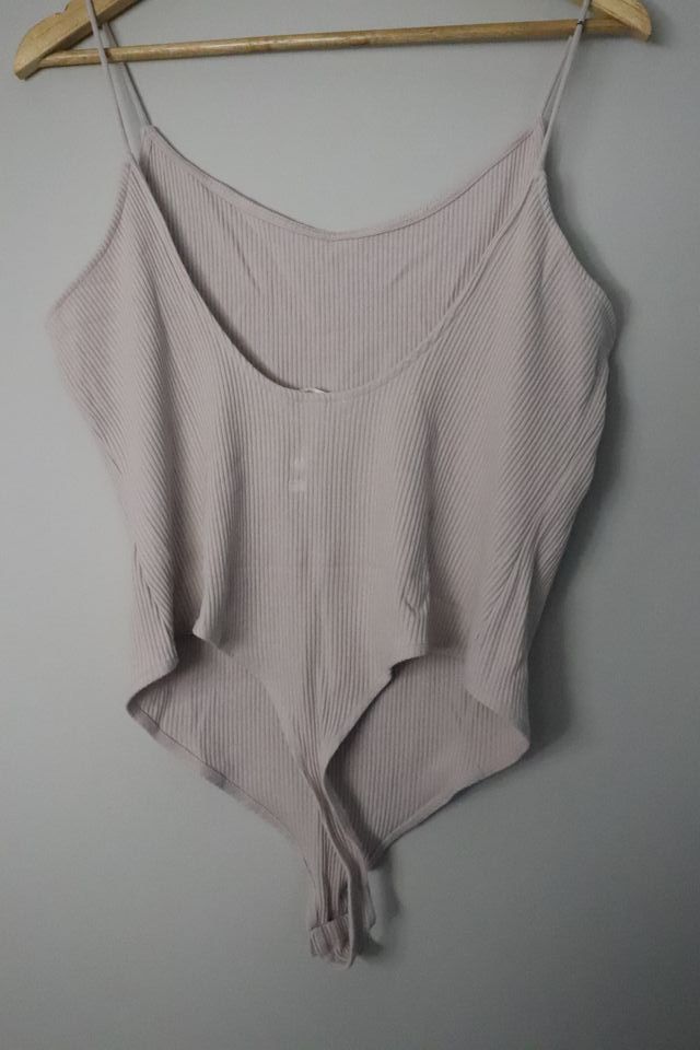Body H&M violeta - Talla L