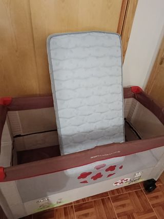 Cuna de viaje para bebé