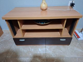 Mueble TV - Vitrina madera