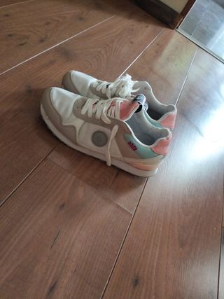 Zapatillas Dunlop urbanas mujer beige-blanco