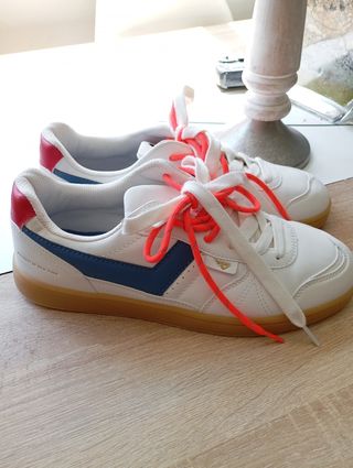 Zapatillas deportivas mujer blancas y rojas