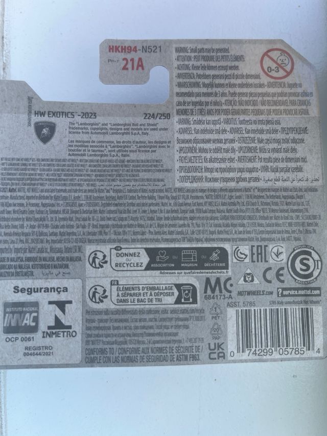 Hot Wheels Lamborghini Reventón  año 2023 224/250