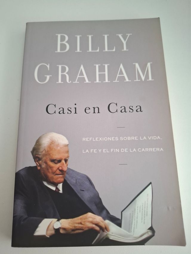 Casi en casa: Reflexiones sobre la vida, la fe ...