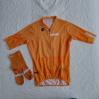 Maillot Gobik Carrera 2.0 talla S color mango