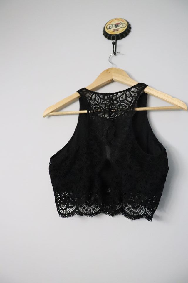 Top negro encaje