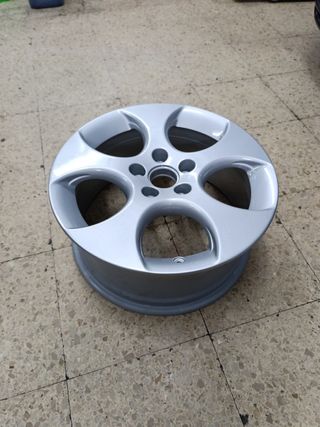 Llanta aluminio Golf 5 GTI