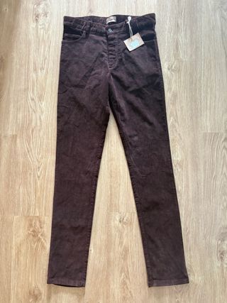 Pantalón pana marrón V&L