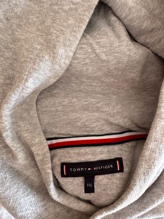 Sudadera Tommy Hilfiger niño gris, talla 4-5 años