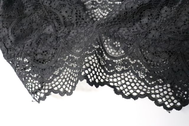 Top negro encaje - Tirantes