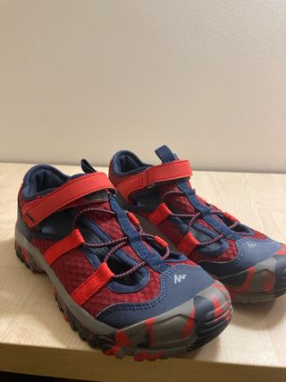 Sandalias agua niño Quechua rojas