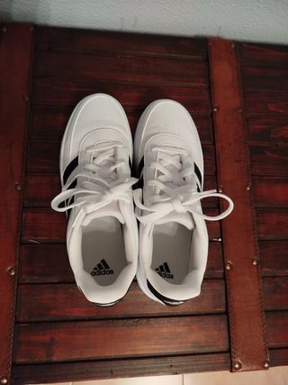 Zapatillas Adidas blancas