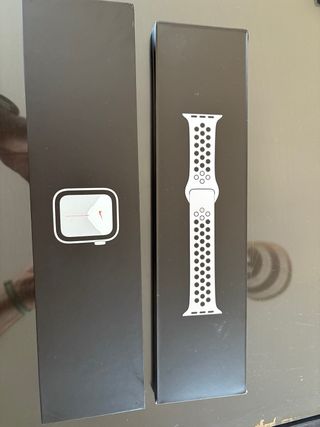 Apple Watch Nike Series 6 - Plata/Blanco