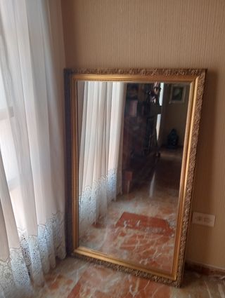 Espejo dorado grande - Marco madera