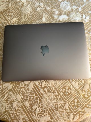 MacBook Pro 13” 2017 – i5 / 8GB / Retina