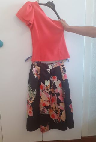 Conjunto falda y camiseta