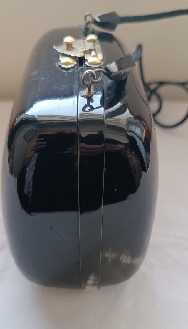 Clutch en cuerno de búfalo