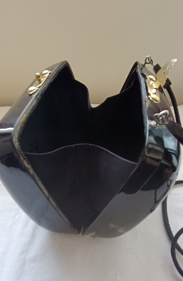 Clutch en cuerno de búfalo