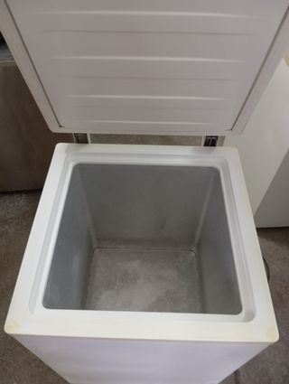 Congelador Bru pequeño por solo 120€