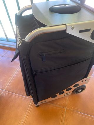 Maletín Maquillaje Burlesque con Ruedas