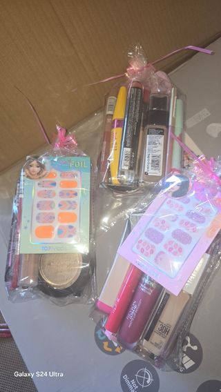 Lote maquillaje | 16 productos mas 2 de regalo