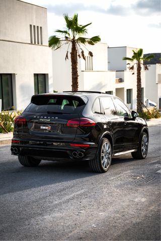 Porsche Cayenne 2015