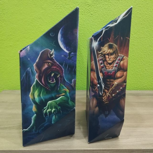 Figuras He-Man y  Battle Cat MOTU Revelation