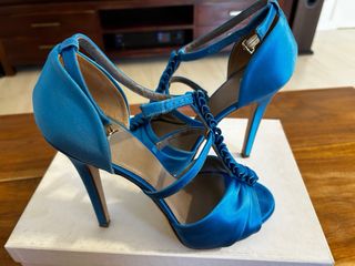 Zapatos Versace tacón azul