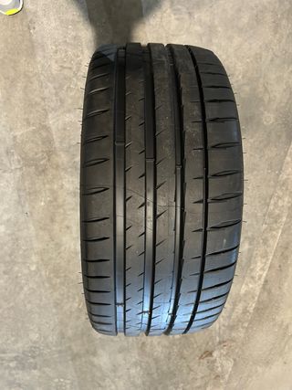 Michelin Pilot Sport 4S 235/35/19 91Y