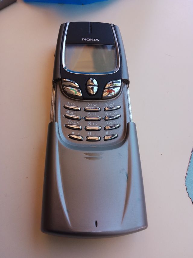 Nokia 8850 - Gris Plata