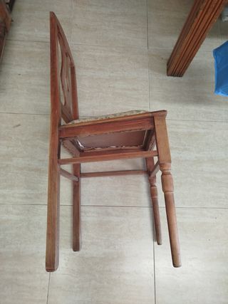 Silla madera antigua