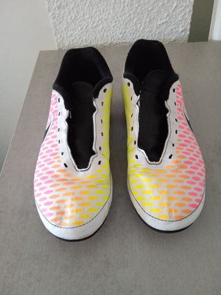Botas fútbol niño Nike Jr. Mercurial talla 36